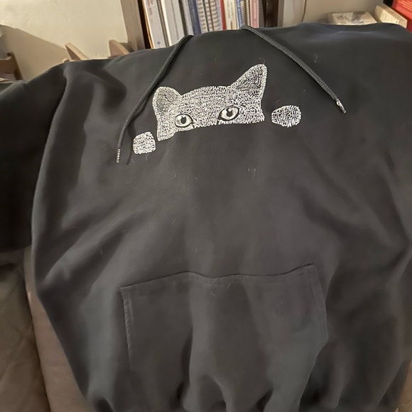 Port & Company Tops - Peek a boo kitty sweatshirt
